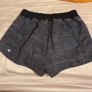 Lululemon Tracker Short 4”